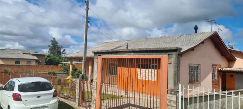 Casa 3 quartos no bairro Guarujá