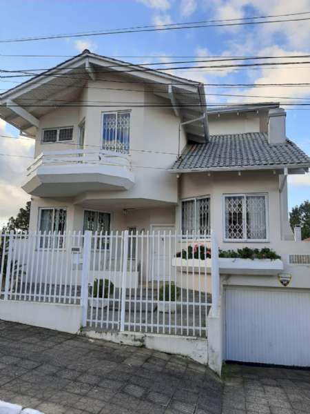 Casa 4 quartos no bairro Centro