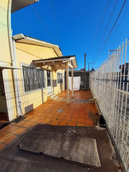 Casa 3 quartos no bairro Frei Rogério