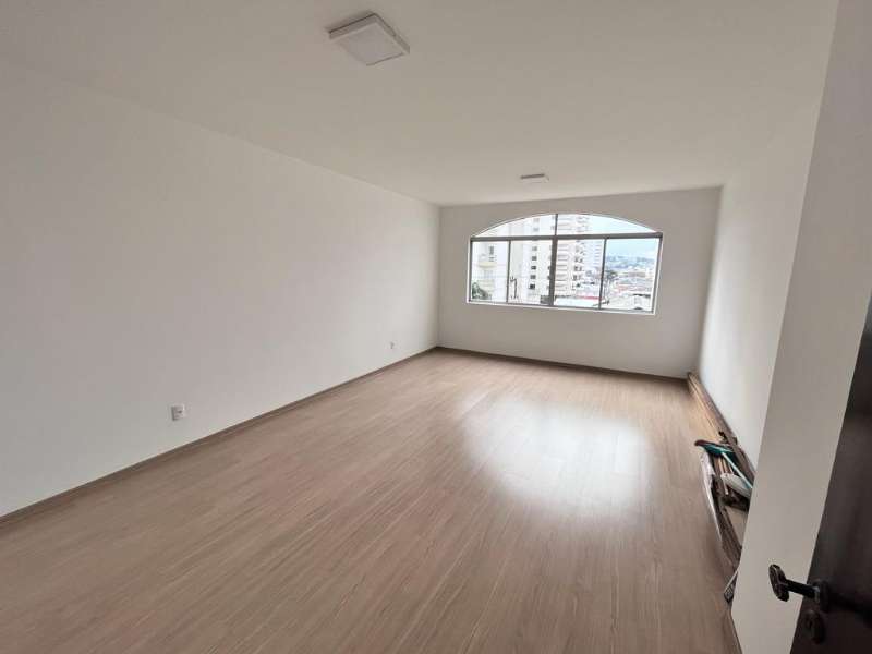 Apartamento 4 quartos no bairro Centro