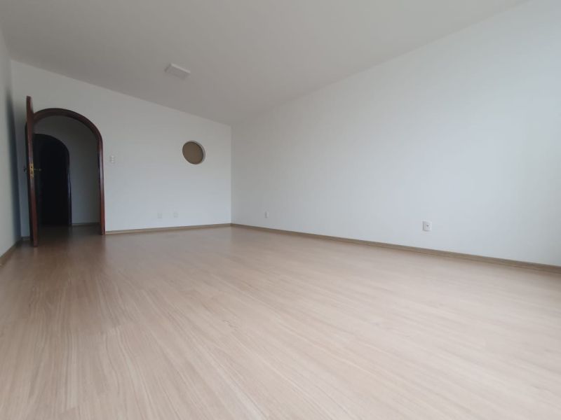 Apartamento 4 quartos no bairro Centro