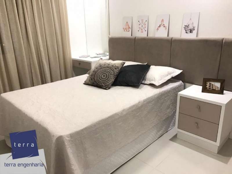Apartamento no bairro Centenário