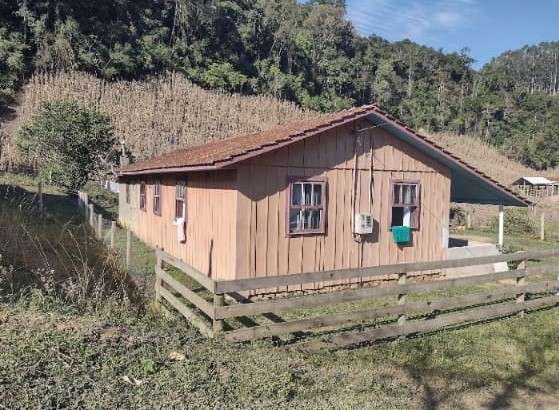 Sítio 4 quartos no bairro Centro