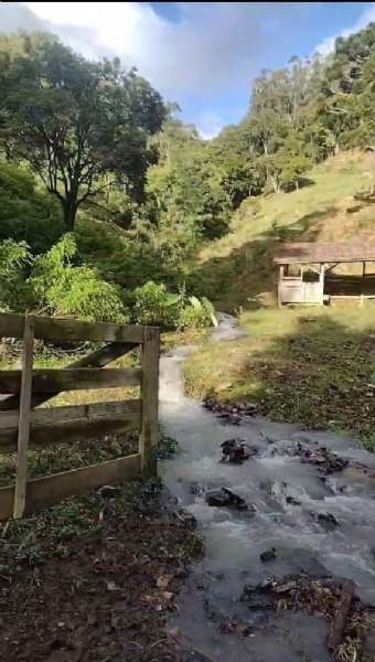 Sítio 4 quartos no bairro Centro