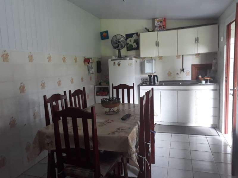 Casa 4 quartos no bairro Esquina