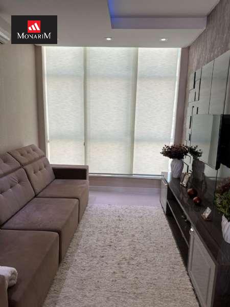 Apartamento 3 quartos no bairro Meia Praia