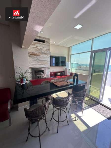 Apartamento 3 quartos no bairro Meia Praia