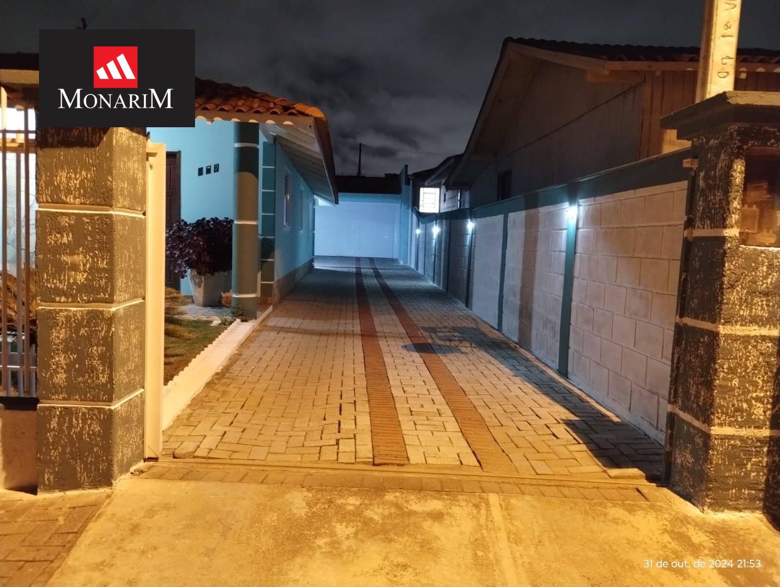 Casa 3 quartos no bairro Guarujá