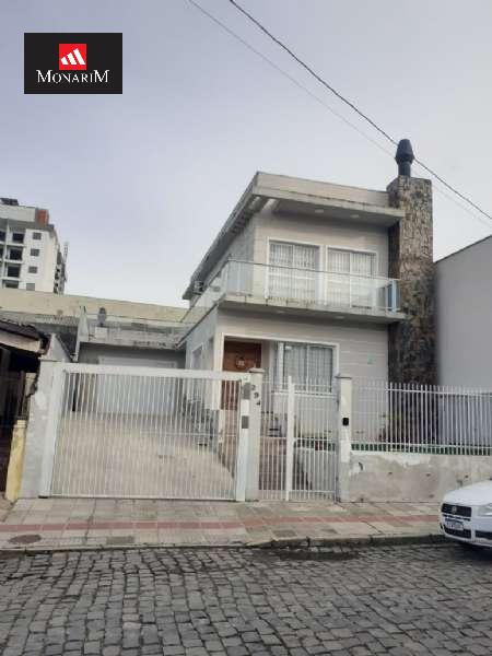 Casa 4 quartos no bairro Coral