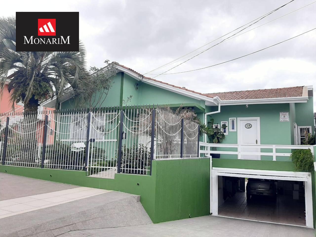 Casa 5 quartos no bairro Coral