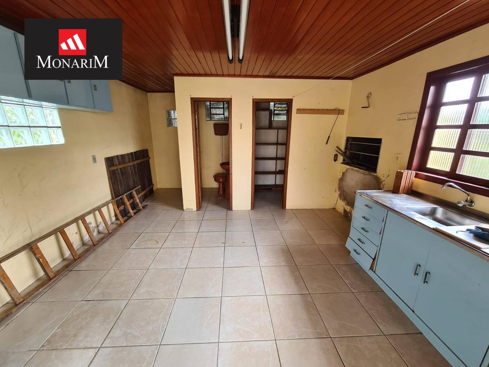 Casa 3 quartos no bairro Coral