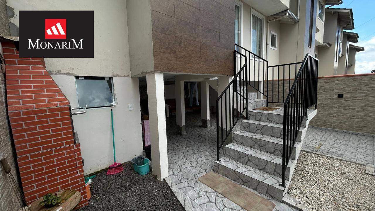Sobrado 2 quartos no bairro Santa Catarina