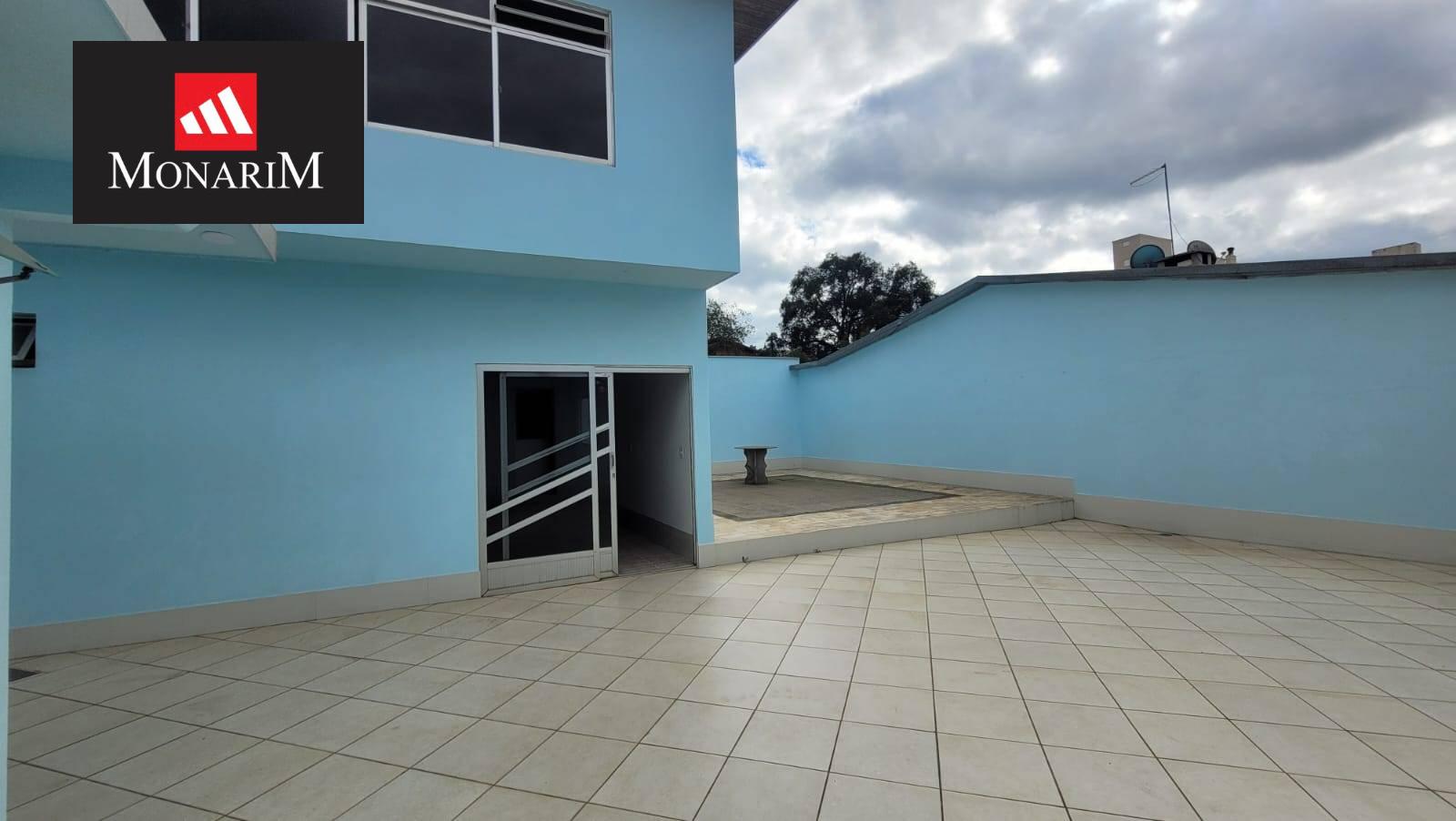 Casa 3 quartos no bairro Coral