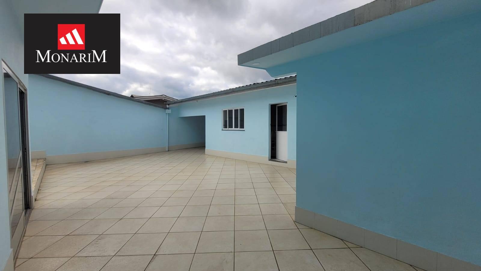 Casa 3 quartos no bairro Coral
