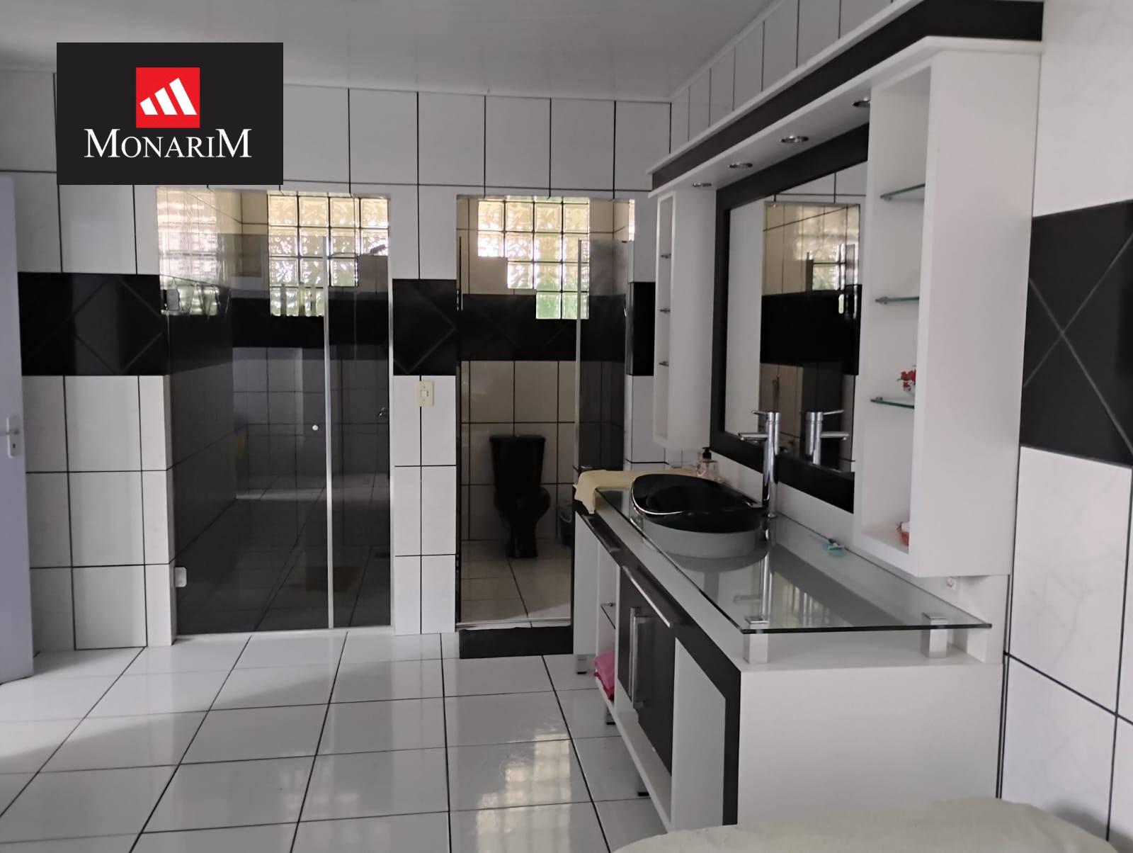 Casa 4 quartos no bairro Petrópolis