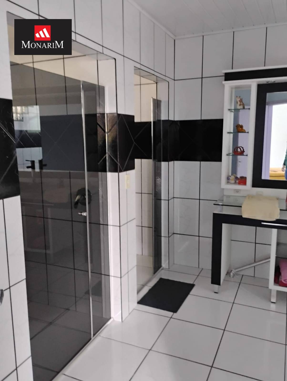 Casa 4 quartos no bairro Petrópolis