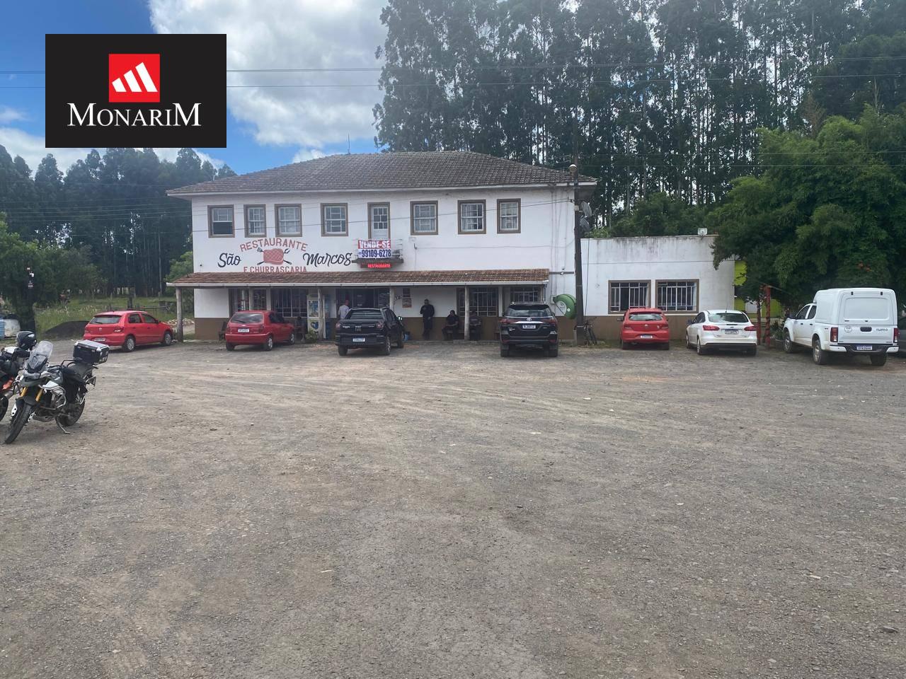 Casa Comercial no bairro São João