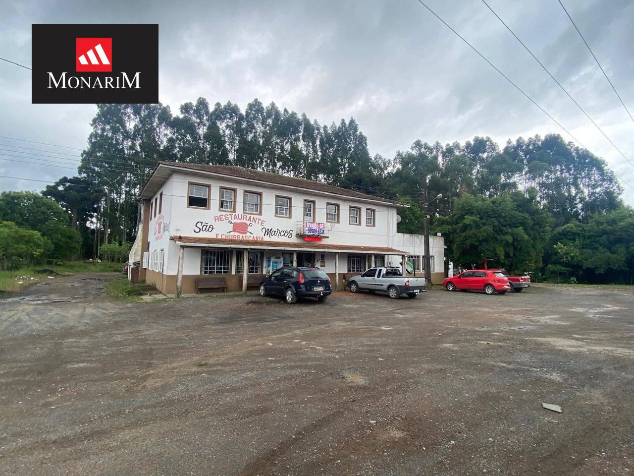 Casa Comercial no bairro São João