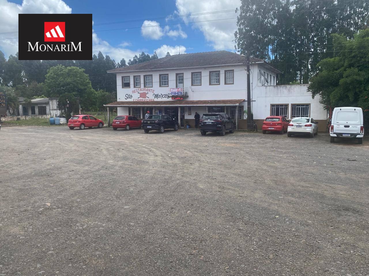 Casa Comercial no bairro São João