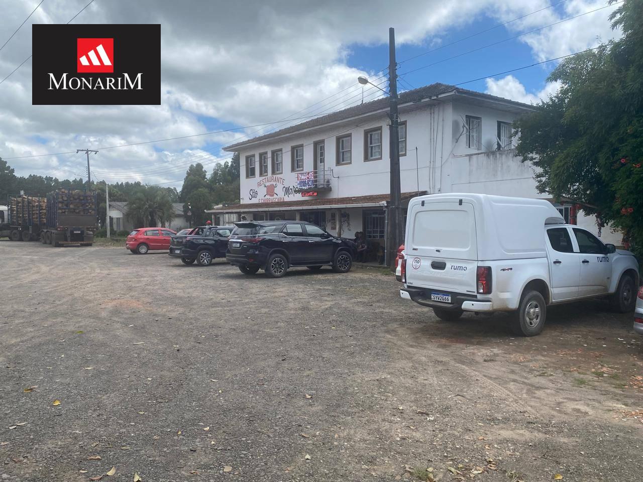 Casa Comercial no bairro São João