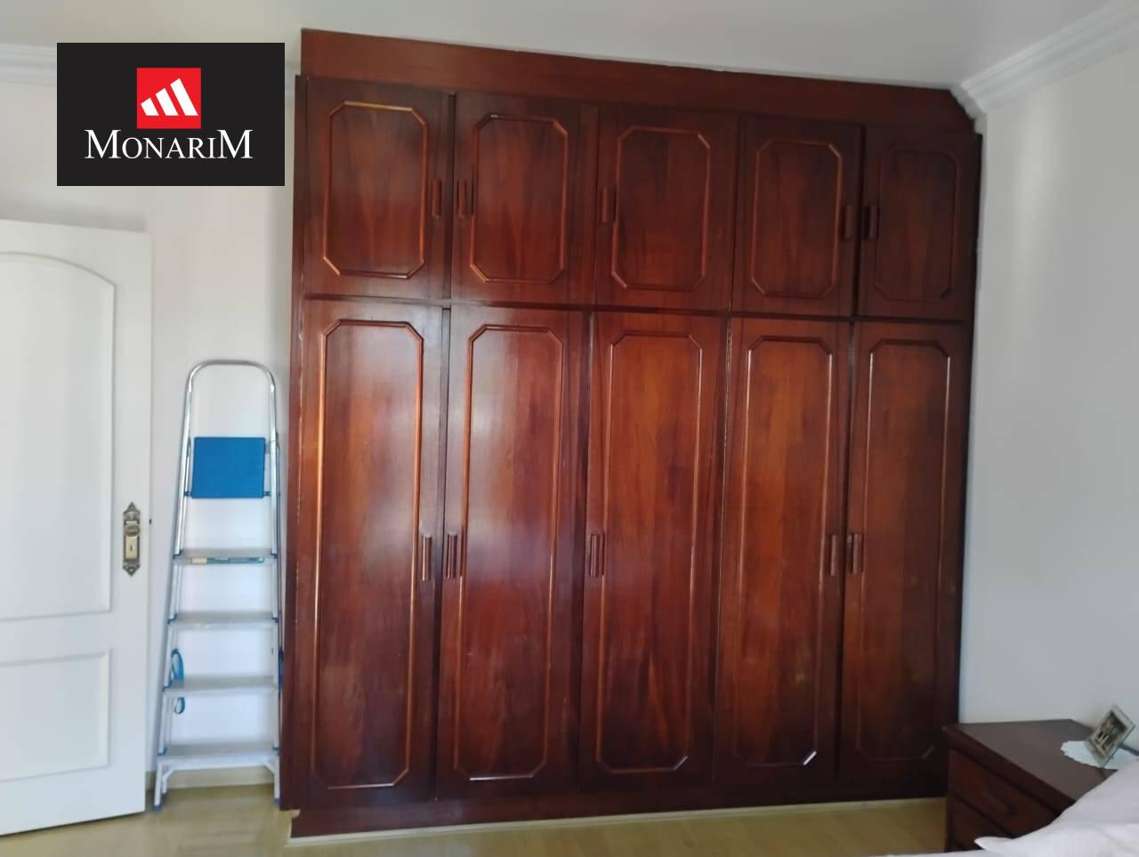 Casa 4 quartos no bairro Universitário