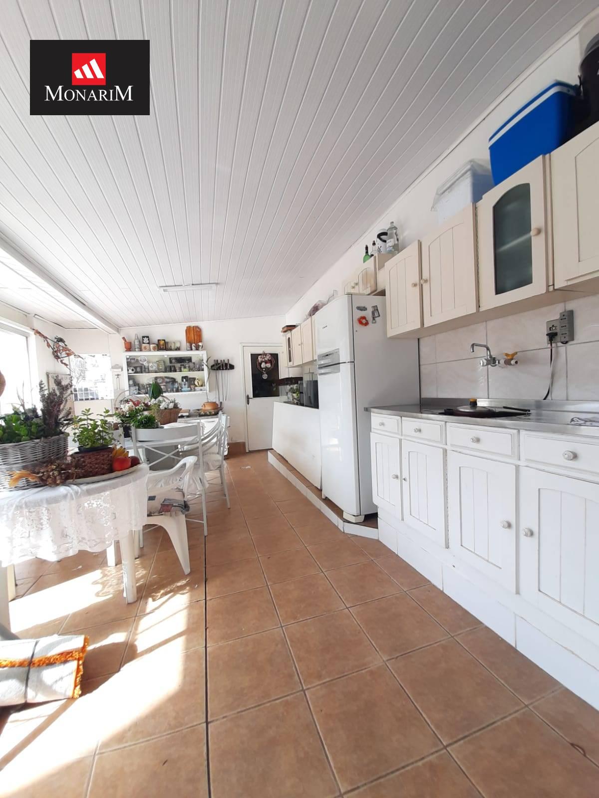 Casa 4 quartos no bairro Frei Rogério