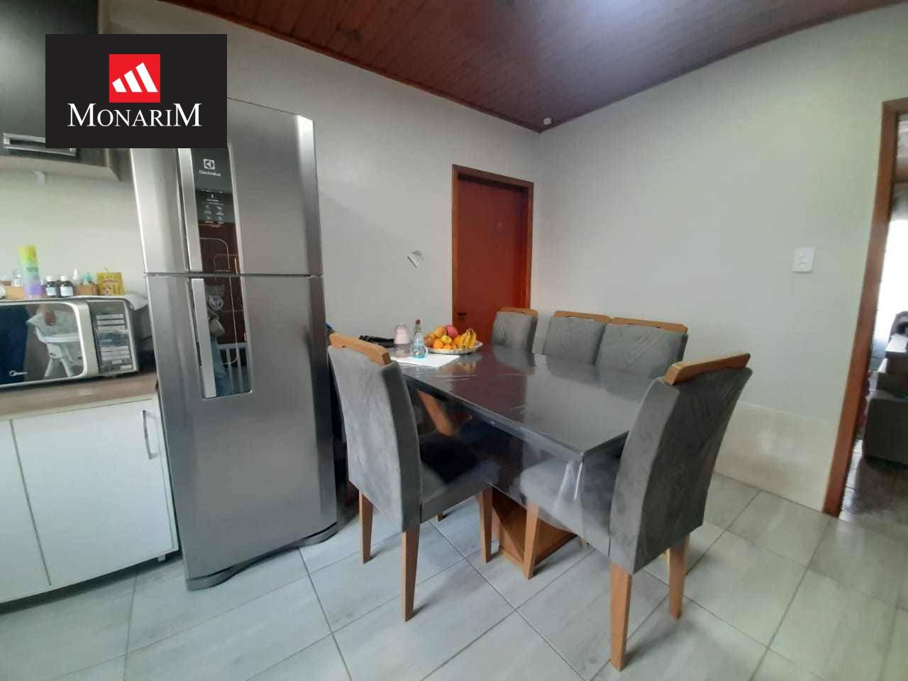 Casa 3 quartos no bairro Guarujá