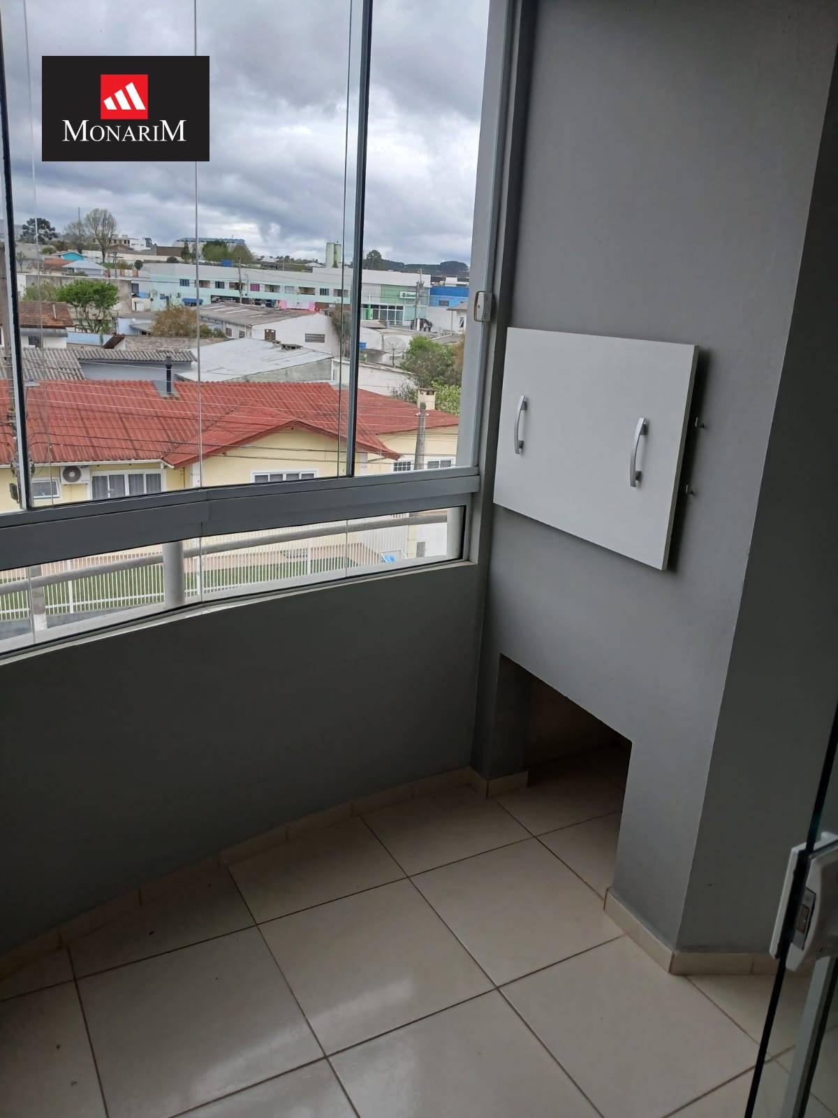 Apartamento no bairro Guarujá