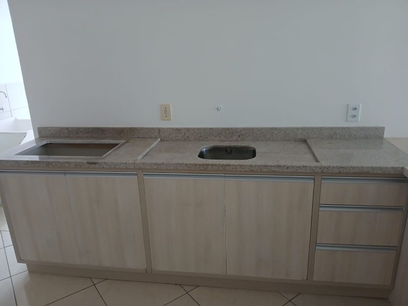 Apartamento no bairro Guarujá