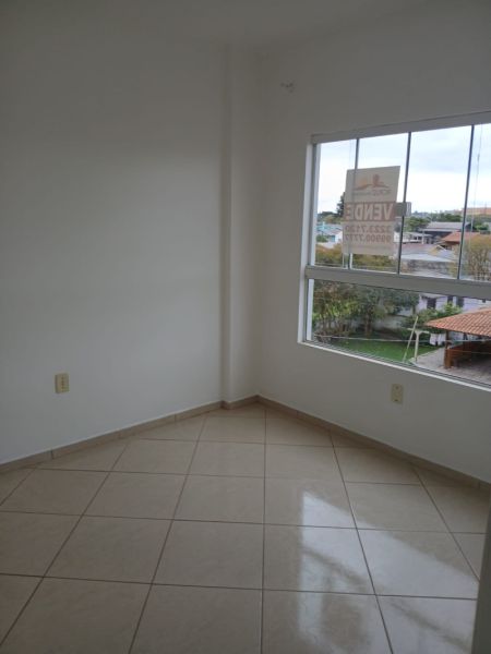 Apartamento no bairro Guarujá