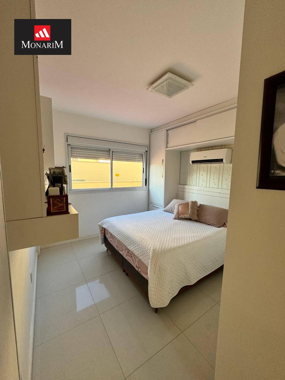 Apartamento 3 quartos no bairro Coral