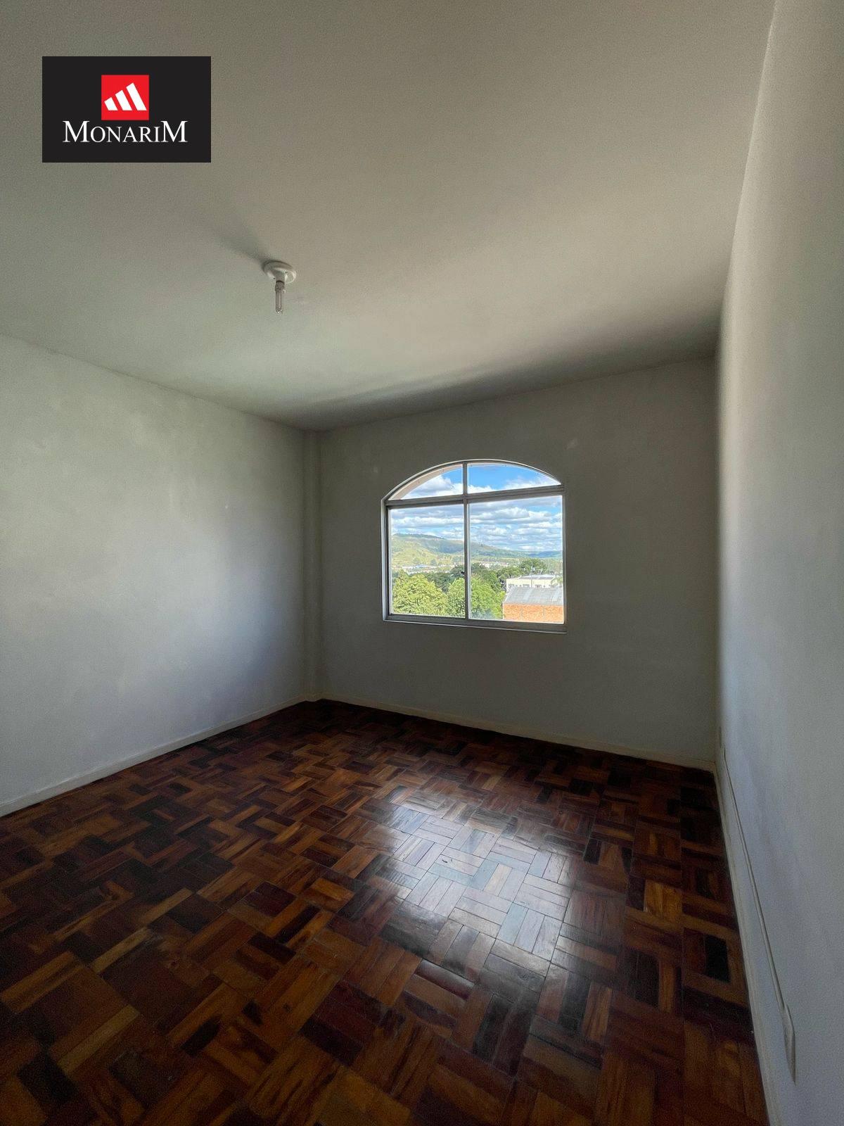 Apartamento 3 quartos no bairro Coral