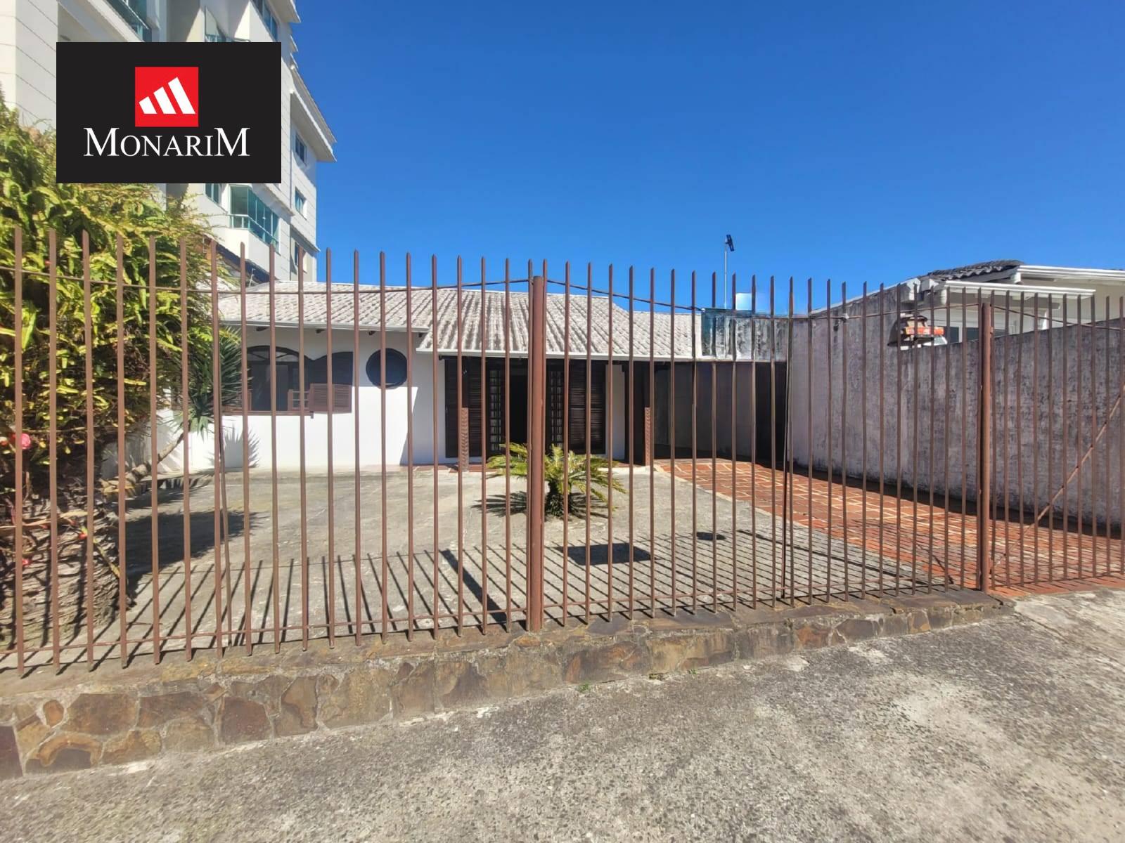 Casa 2 quartos no bairro Universitário