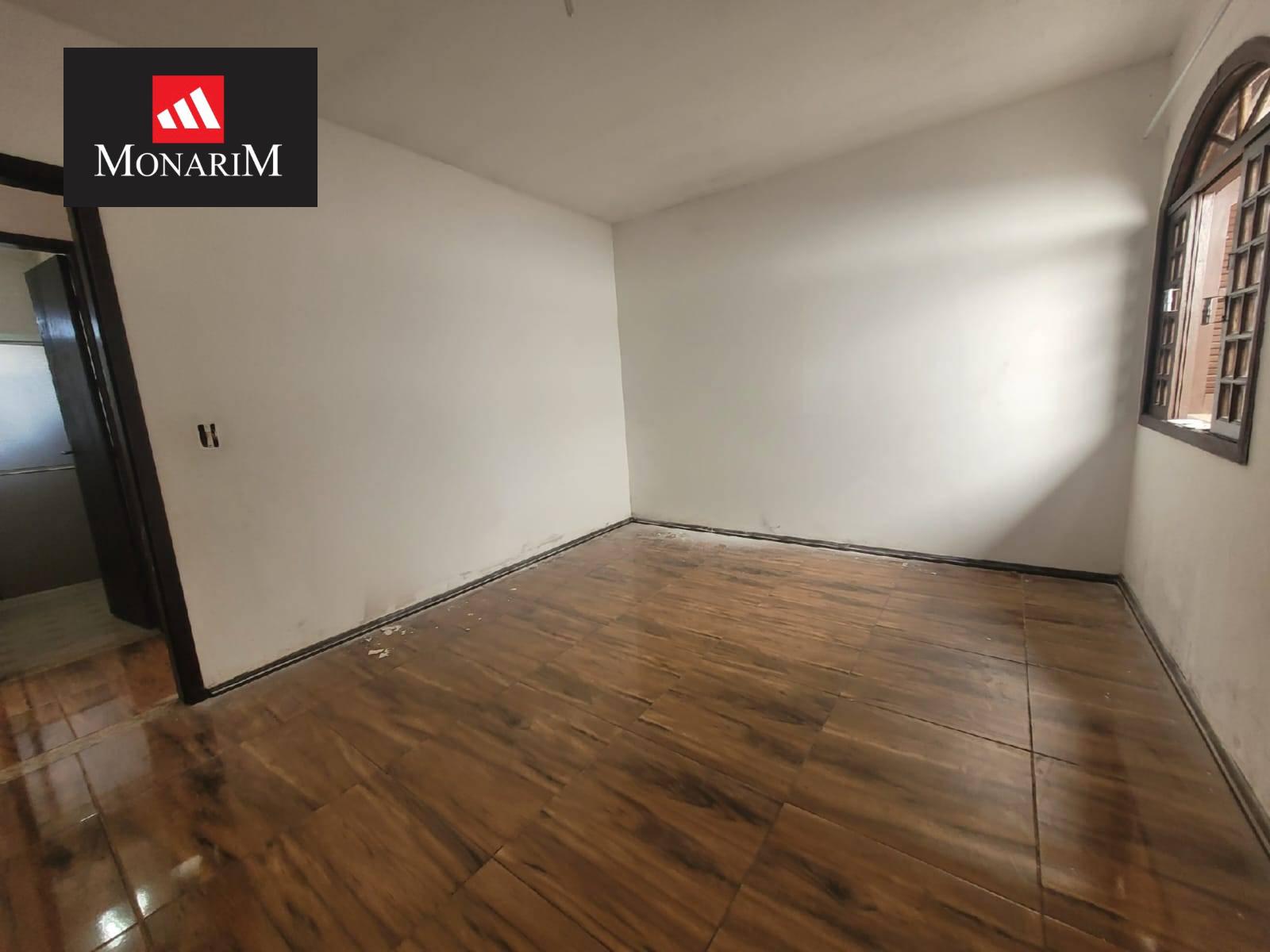 Casa 2 quartos no bairro Universitário