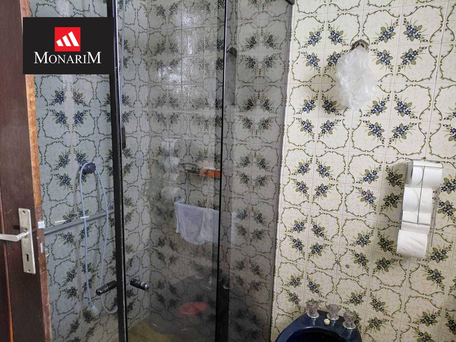 Casa 4 quartos no bairro Coral