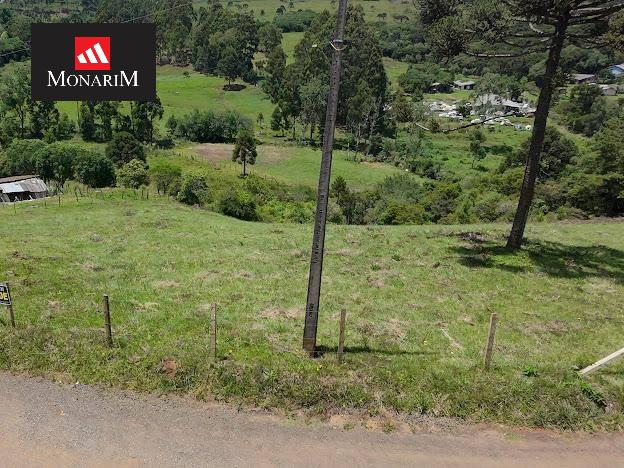 Terreno urbano no bairro Caroba