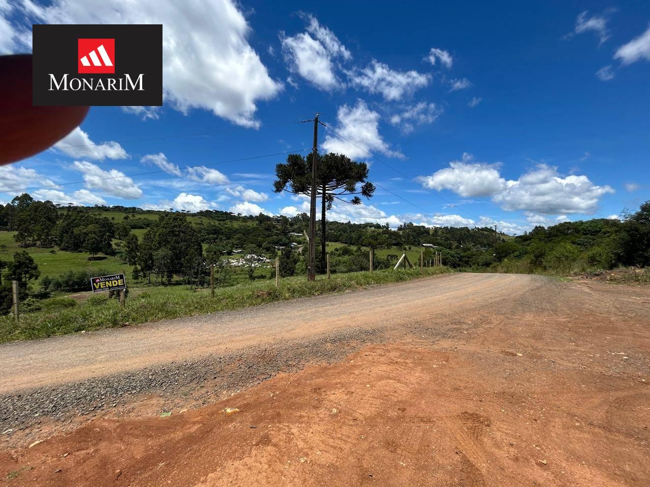 Terreno urbano no bairro Caroba