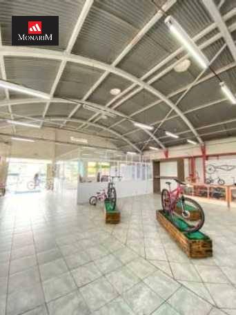 Barracao no bairro São Miguel