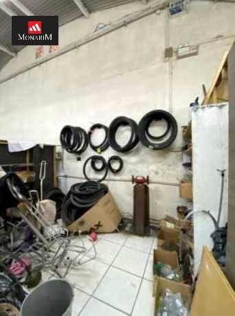 Barracao no bairro São Miguel