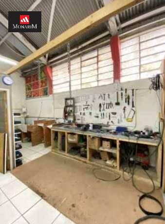 Barracao no bairro São Miguel