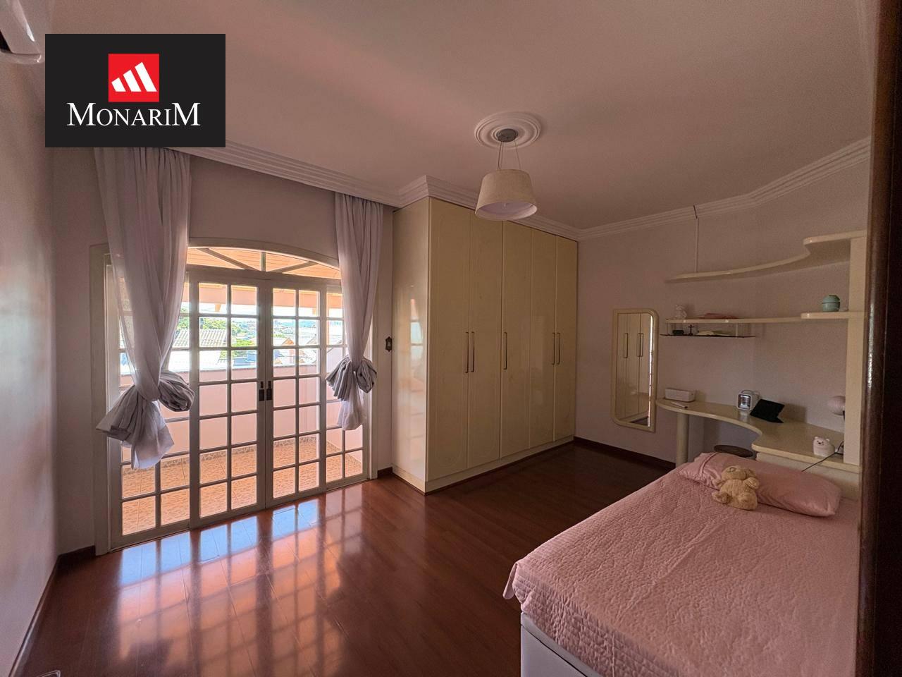 Casa 4 quartos no bairro Beatriz