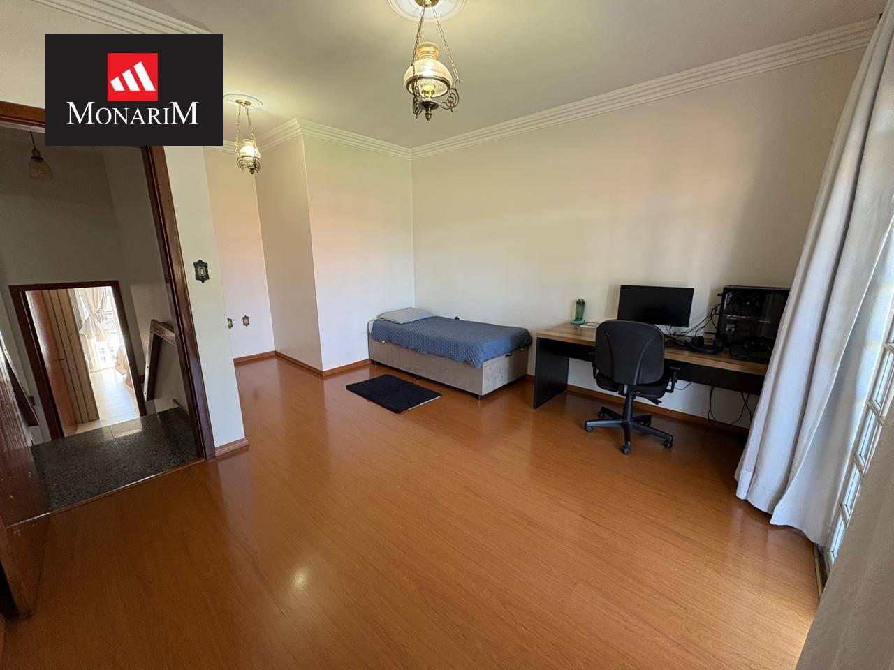 Casa 4 quartos no bairro Beatriz