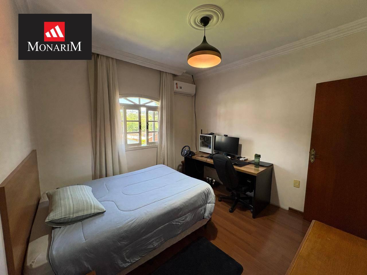 Casa 4 quartos no bairro Beatriz