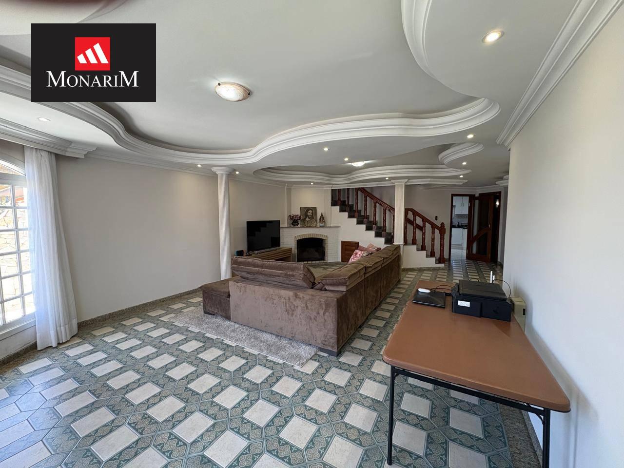 Casa 4 quartos no bairro Beatriz