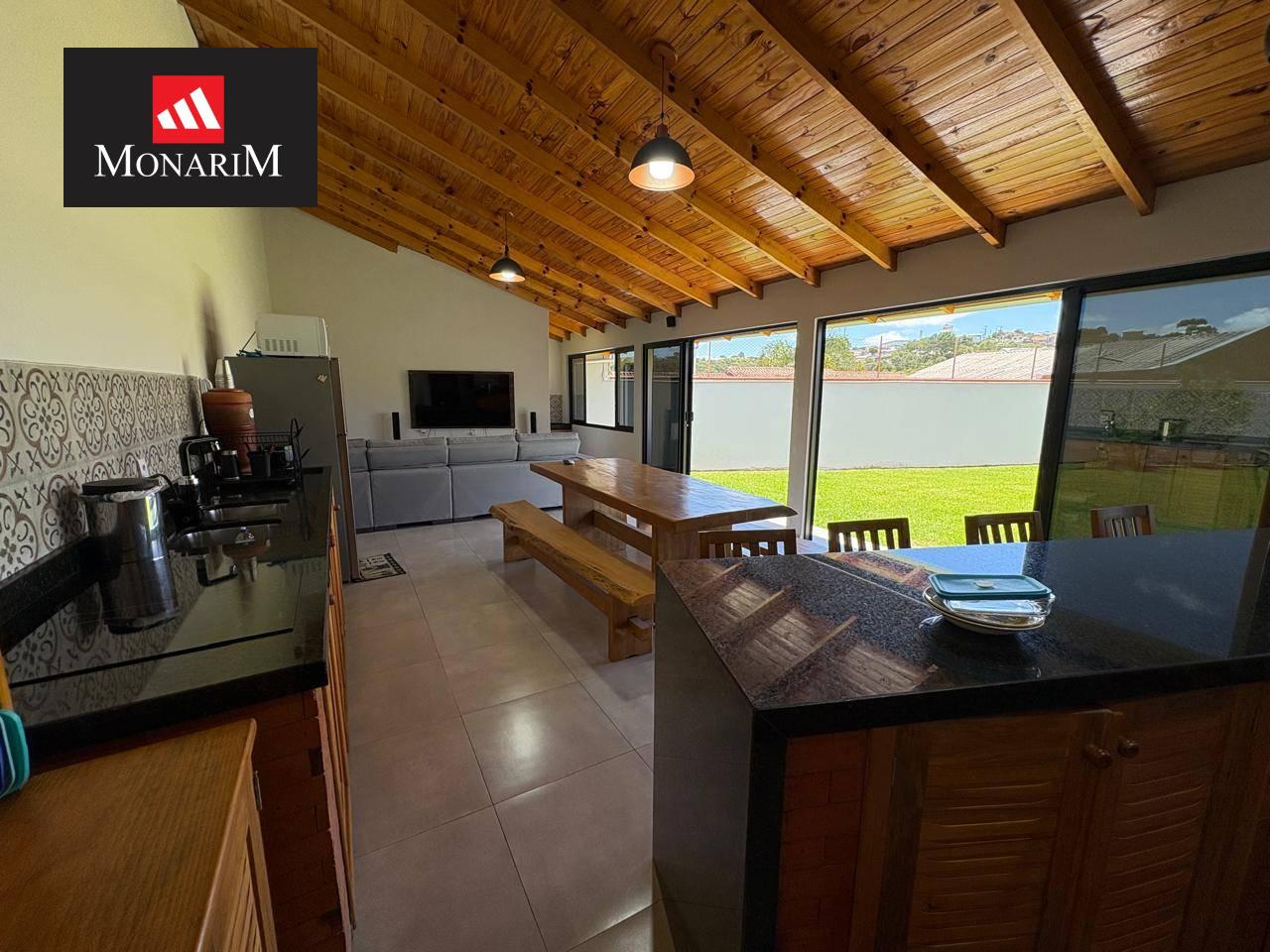 Casa 4 quartos no bairro Beatriz