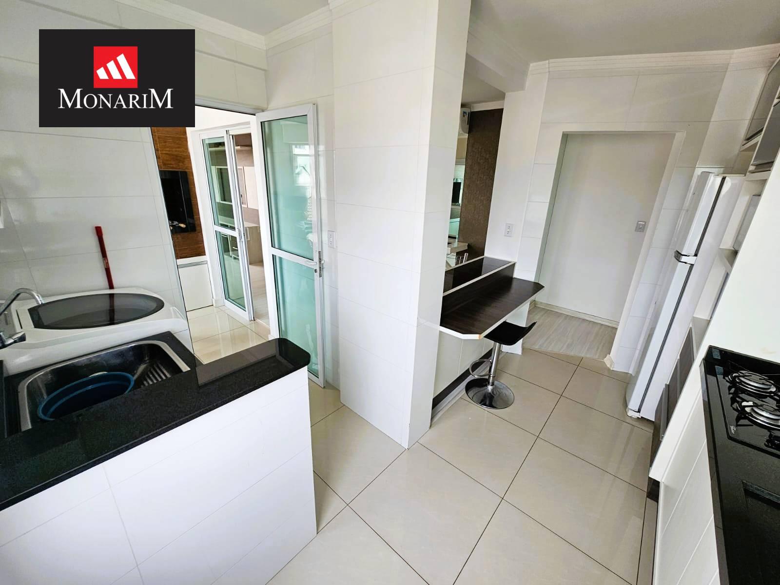 Apartamento 3 quartos no bairro Coral