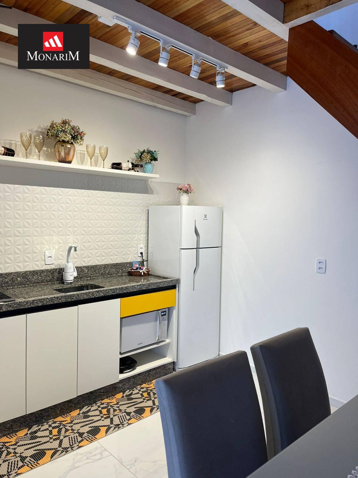 Casa 2 quartos no bairro Esquina