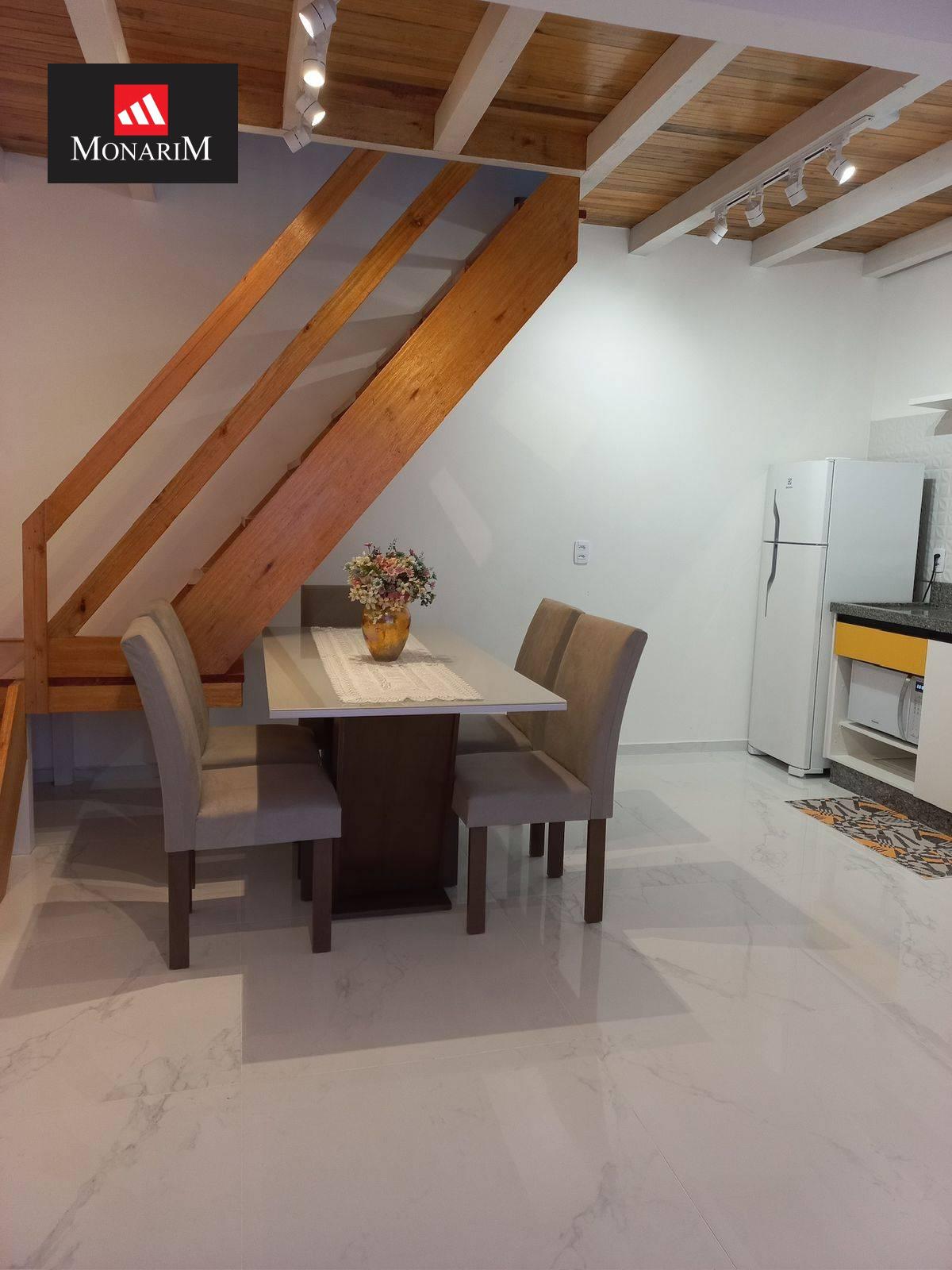 Casa 2 quartos no bairro Esquina