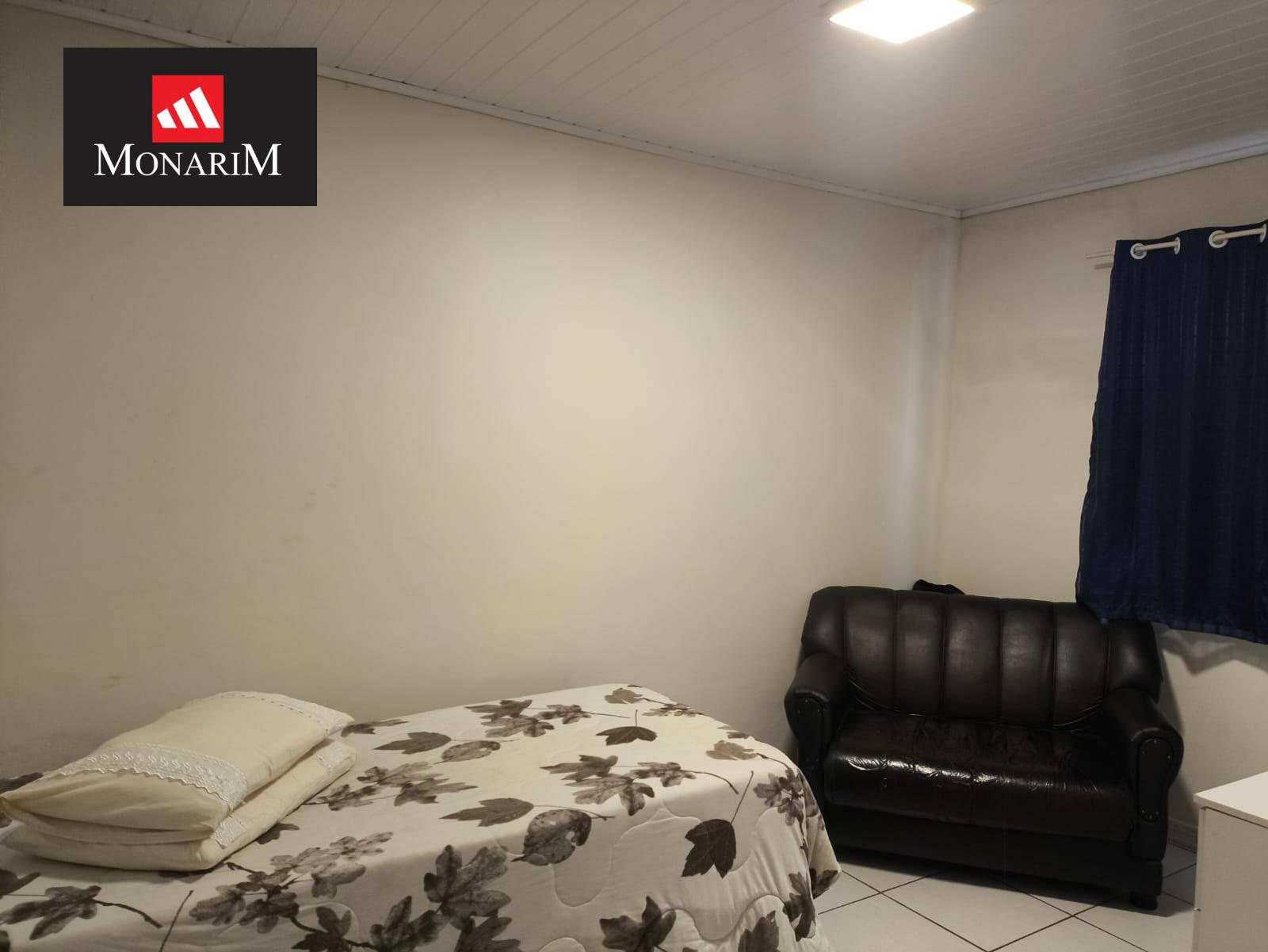 Casa 2 quartos no bairro Brusque