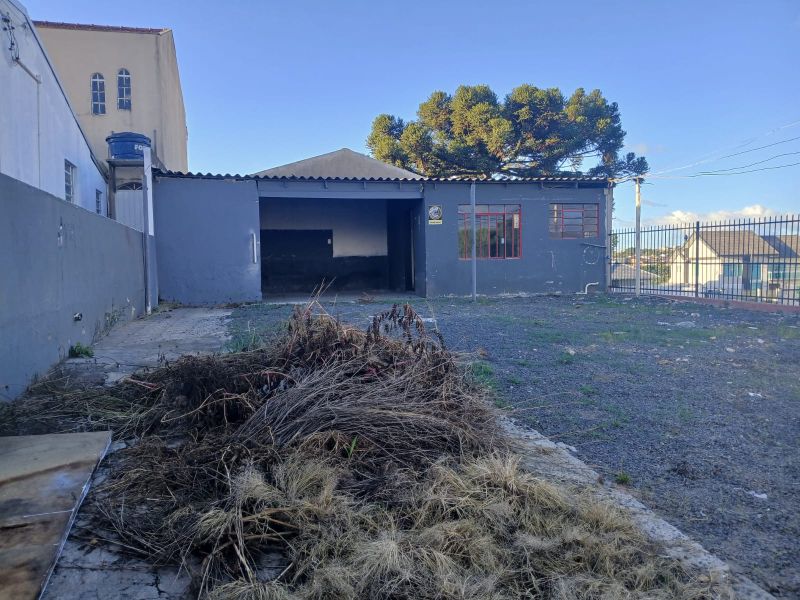 Terreno urbano no bairro Coral